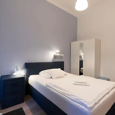 Vajda 15 Kapselhotell