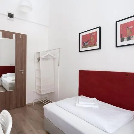 Vajda 15 * Budapešť