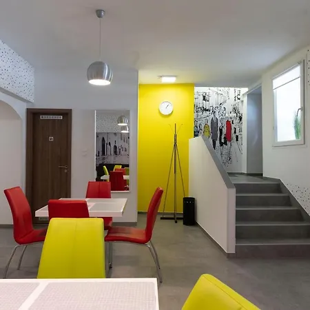 Vajda 15 * Budapešť